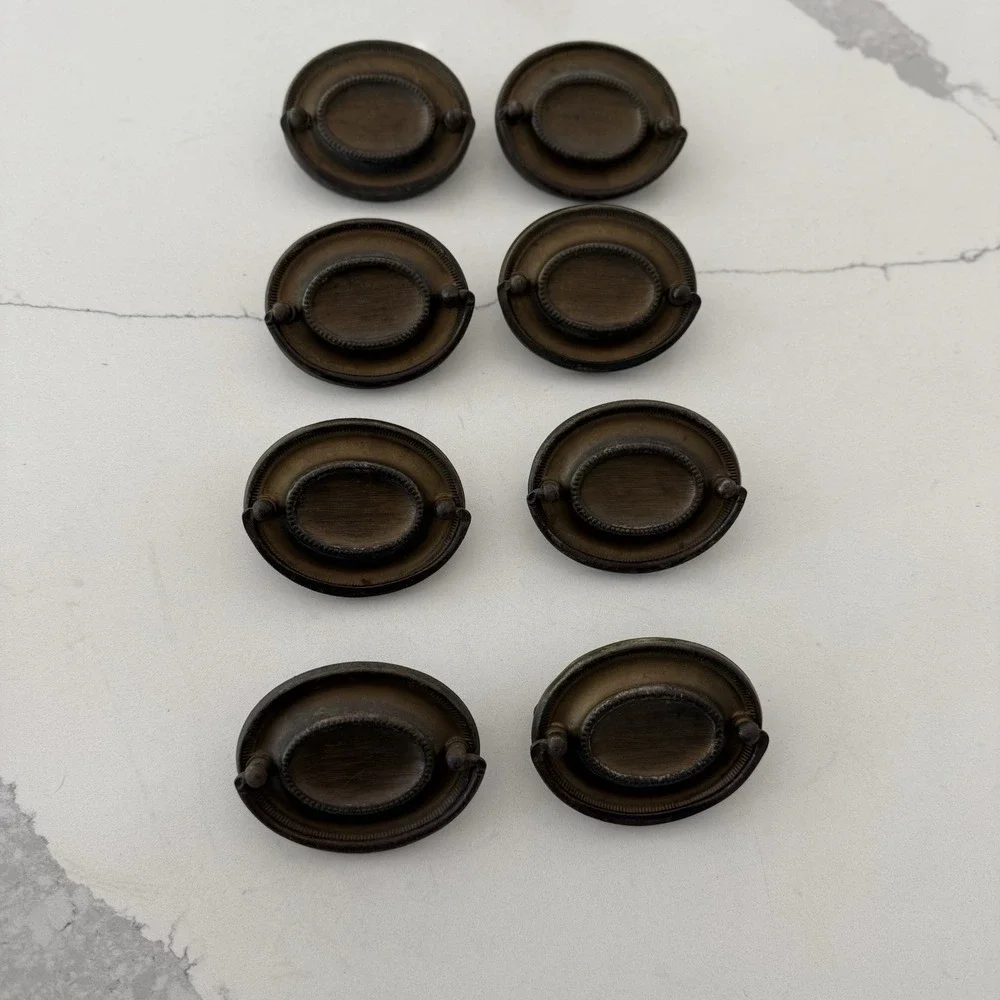 8‎ Vintage Oval Hepplewhite Duncan Phyfe Style Metal Drawer Pulls w All/Screws